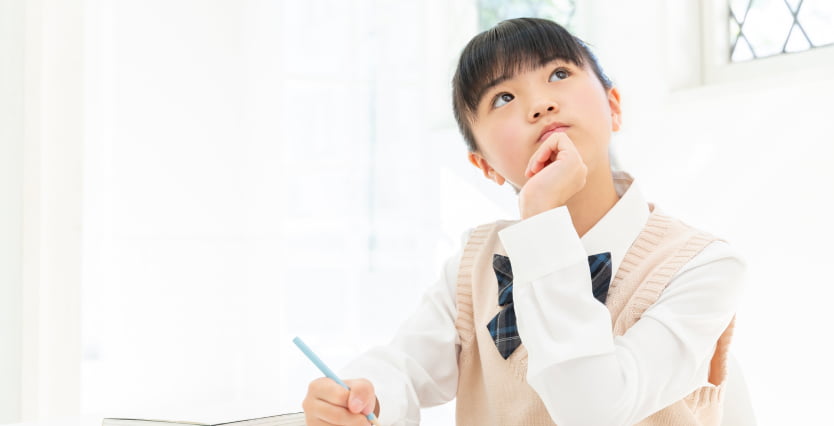 勉強している受講生